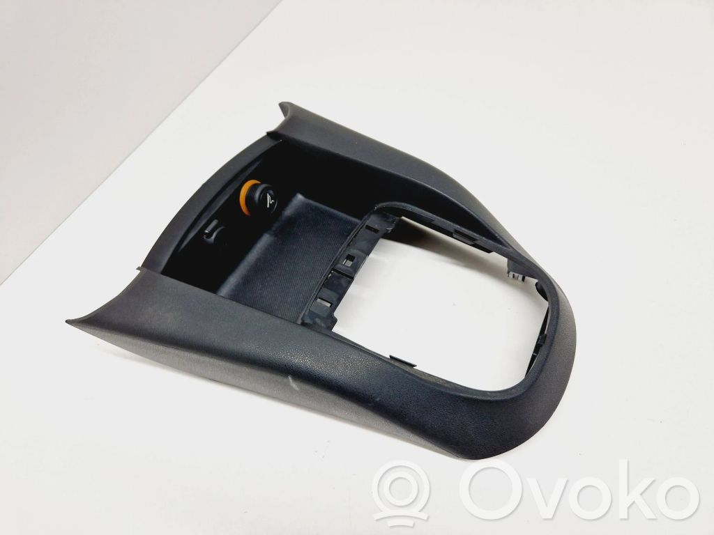 Citroen C4 II Cita veida vidus konsoles (tuneļa) elementi 