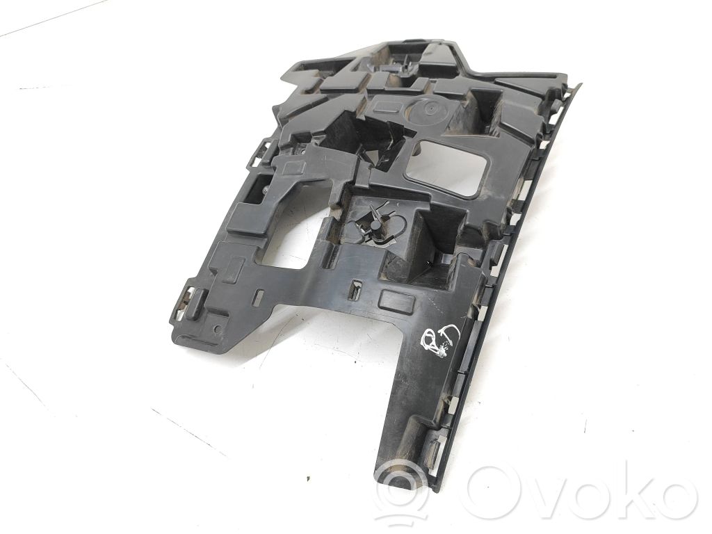 Volvo V40 Front bumper mounting bracket 