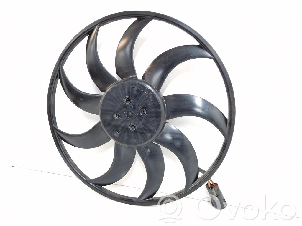 Ford Focus Elektrisks radiatoru ventilators 