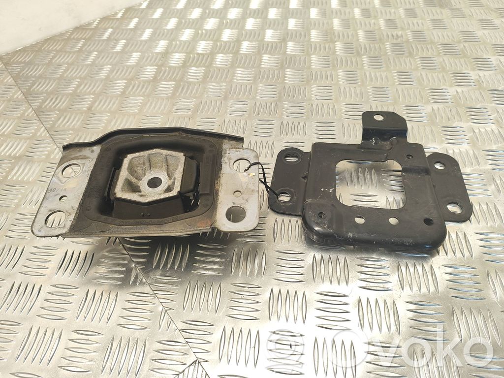 Engine mount bracket   6G917M121,6G917M121AC,DG936K034