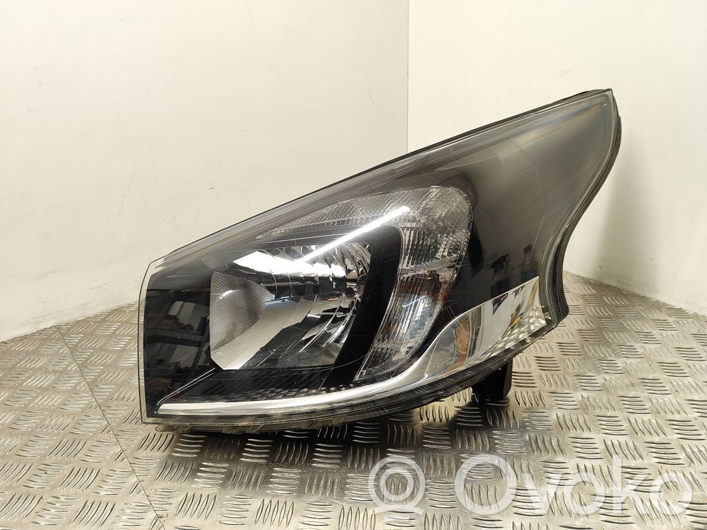 Opel Vivaro Scheinwerfer 