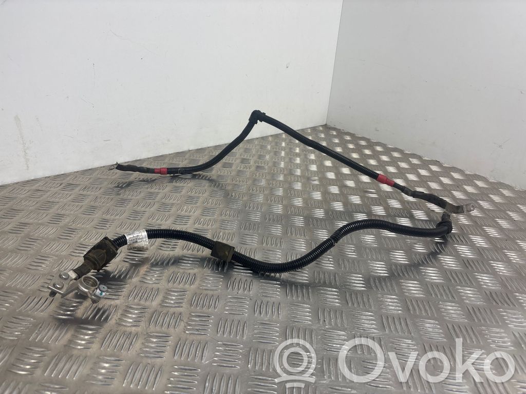 BMW 2 F46 Cablu cu bornă pozitivă (baterie) 