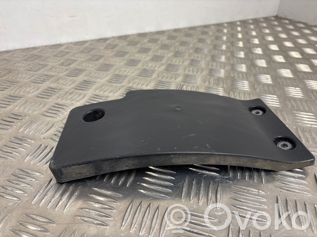 BMW 2 F46 Alte piese de sub caroserie 