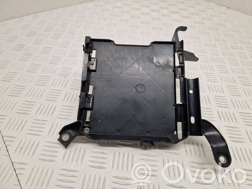 Audi A4 Allroad B9 Engine control unit holder 