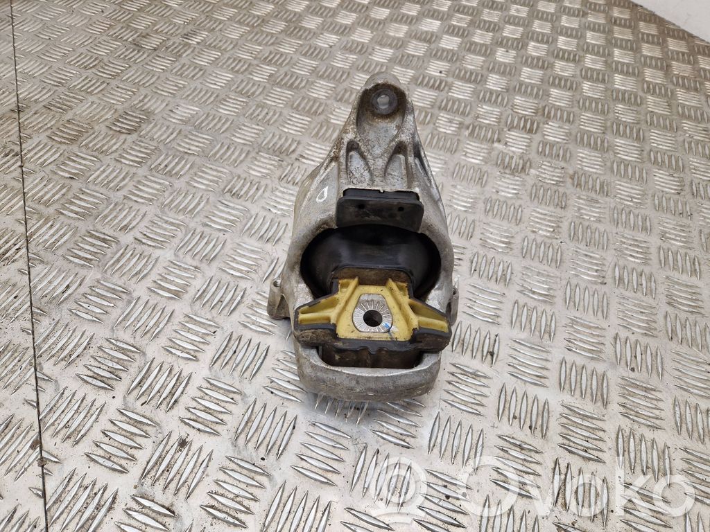 Audi A4 Allroad B9 Engine mount bracket 