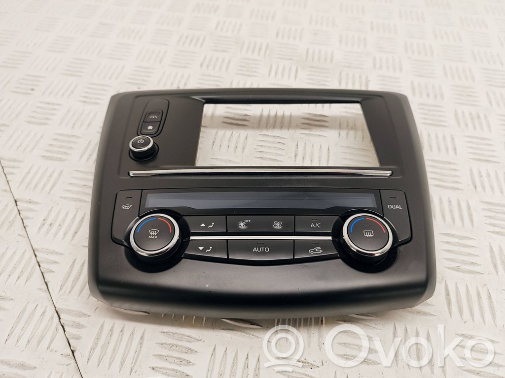 Renault Kadjar Climate control unit 