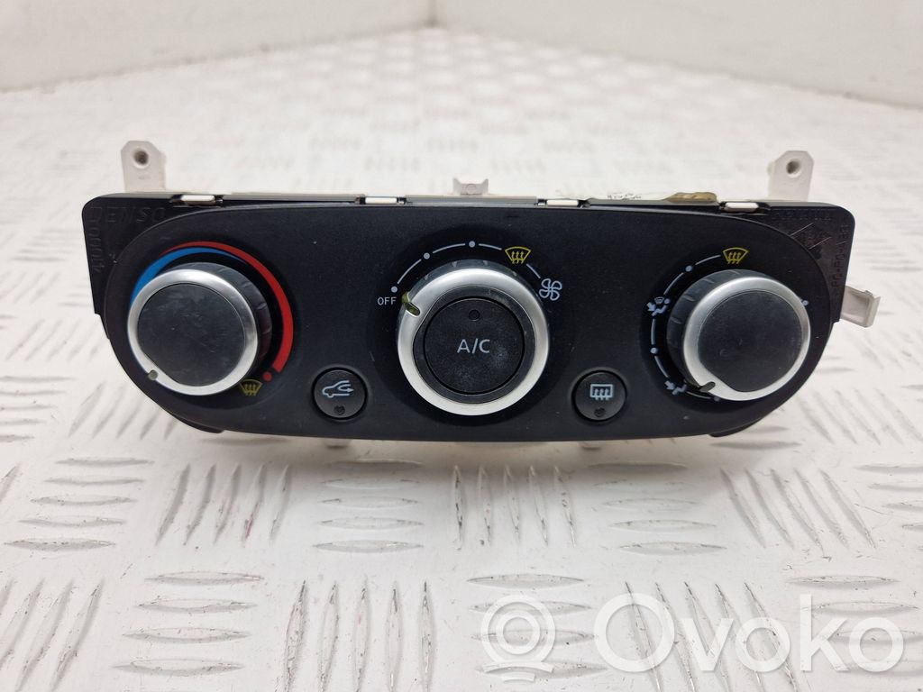 Renault Clio IV Climate control unit 