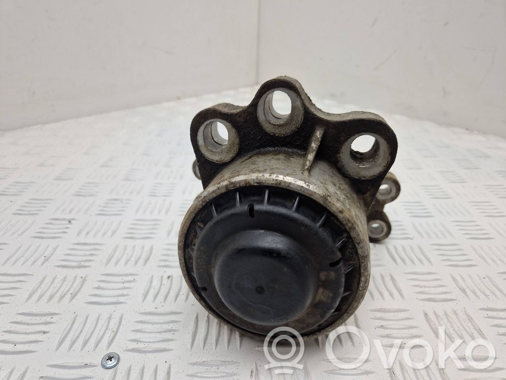 Ford Transit Custom Engine mount bracket 
