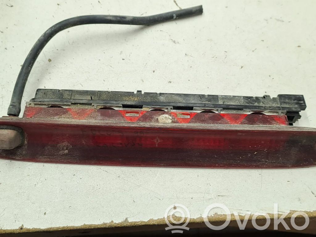 Ford Focus Third/center stoplight 