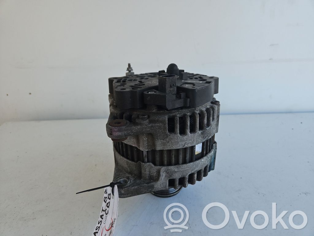 Volkswagen PASSAT CC Generator/alternator 