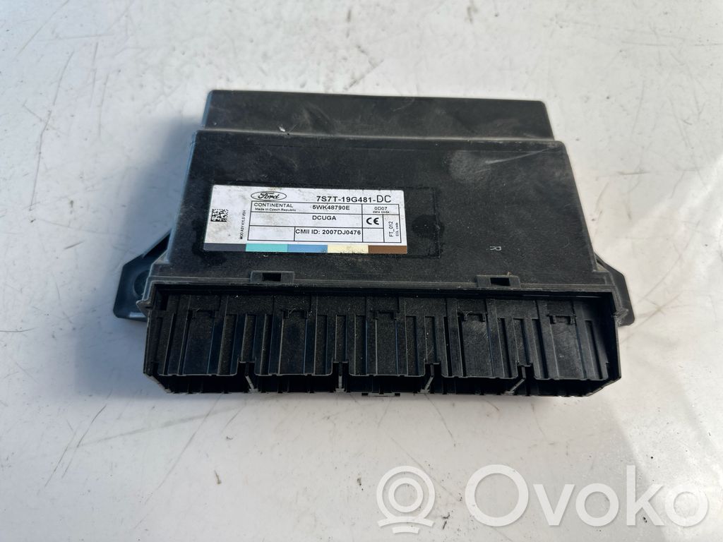 Mukavuusmoduuli   2007DJ0476,7S7T19G481DC,5WK48790E