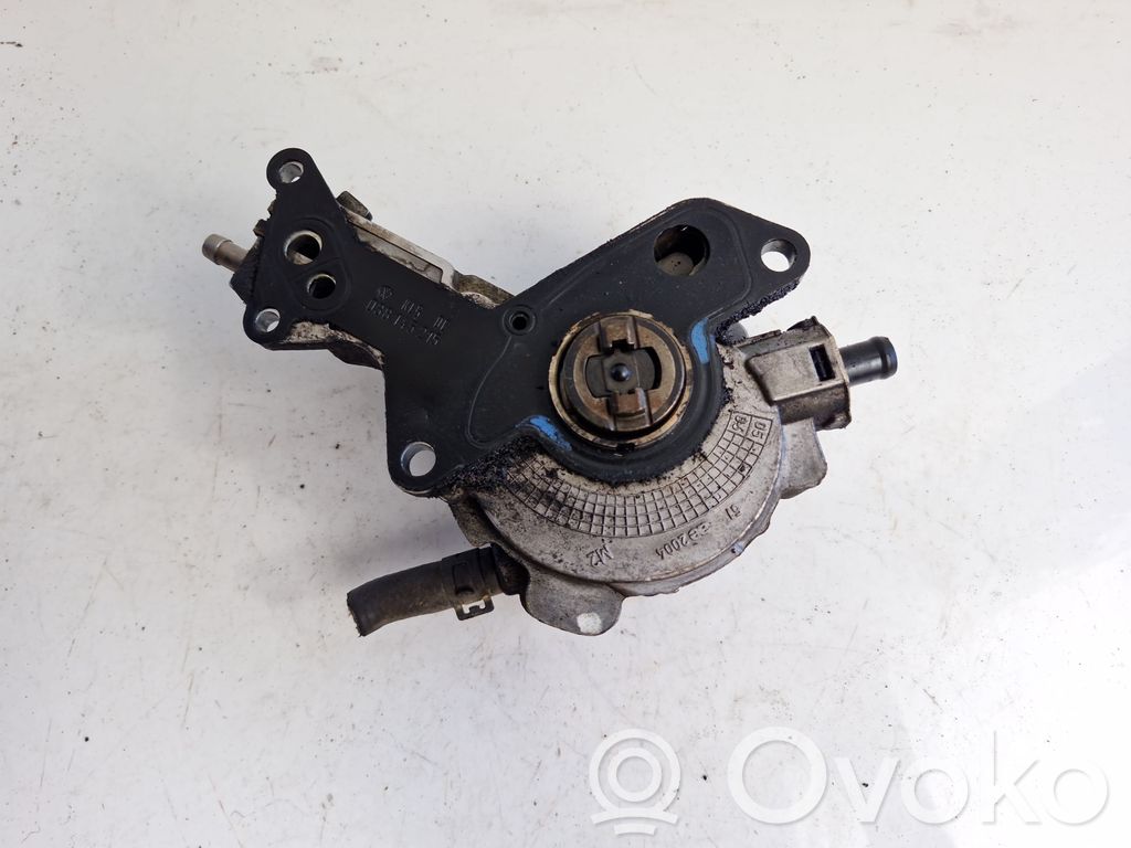 Volkswagen Golf VI Pompă vacuum 