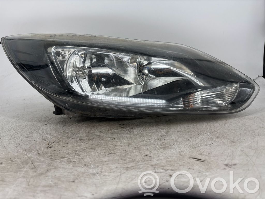 Ford Focus Headlight/headlamp 