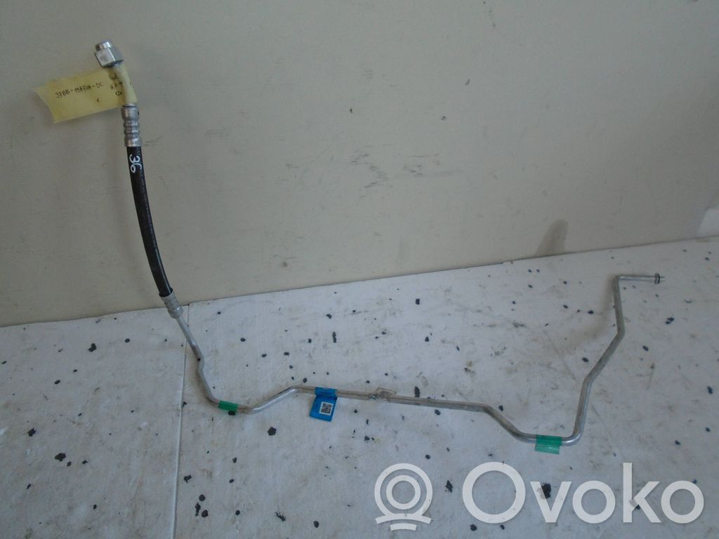 Ilmastointilaitteen putki (A/C)   J7BB19A704DC