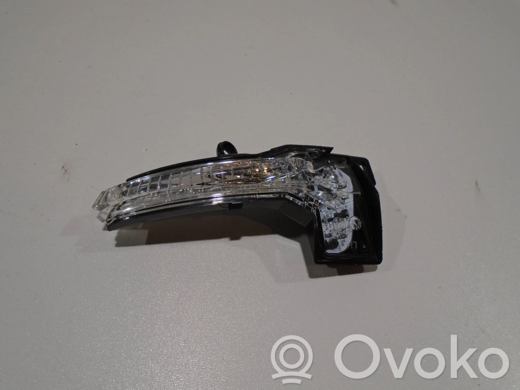Volkswagen Golf VII Spiegelblinker 