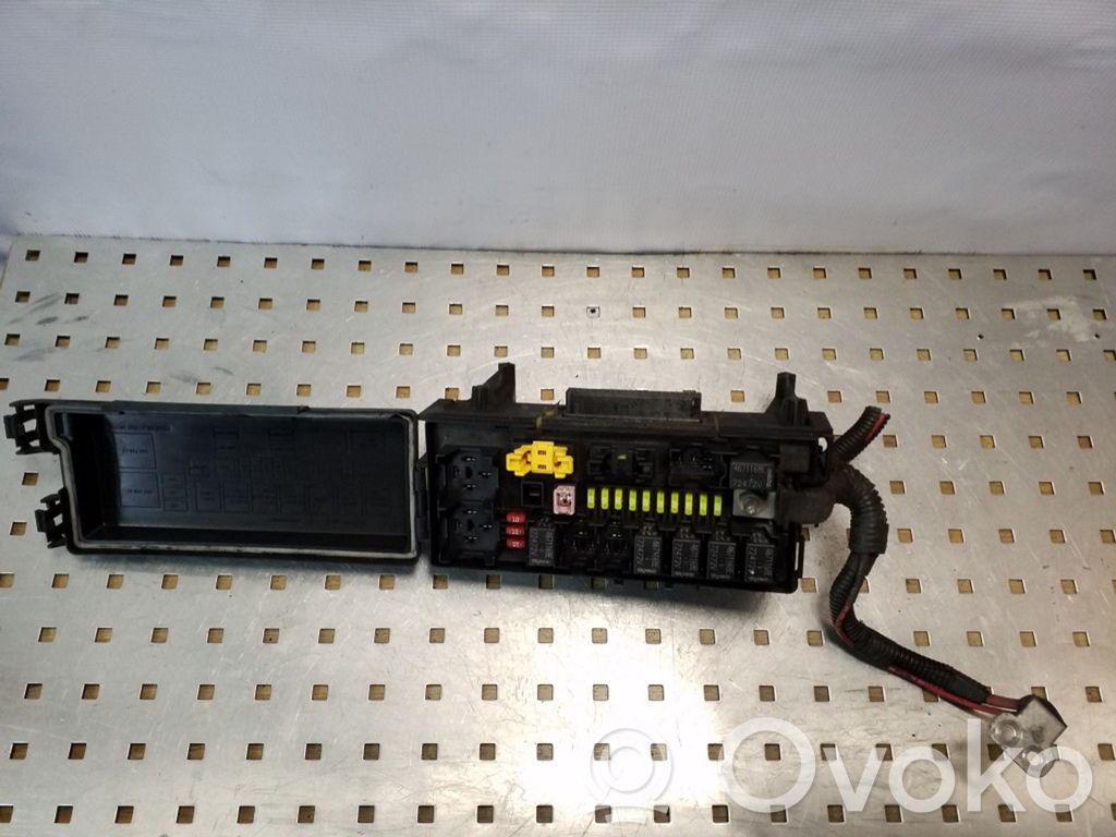 Jeep Grand Cherokee (WK) Fuse module 