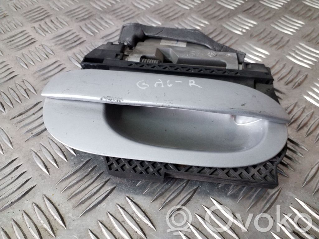 BMW 5 E39 Manecilla externa puerta trasera 