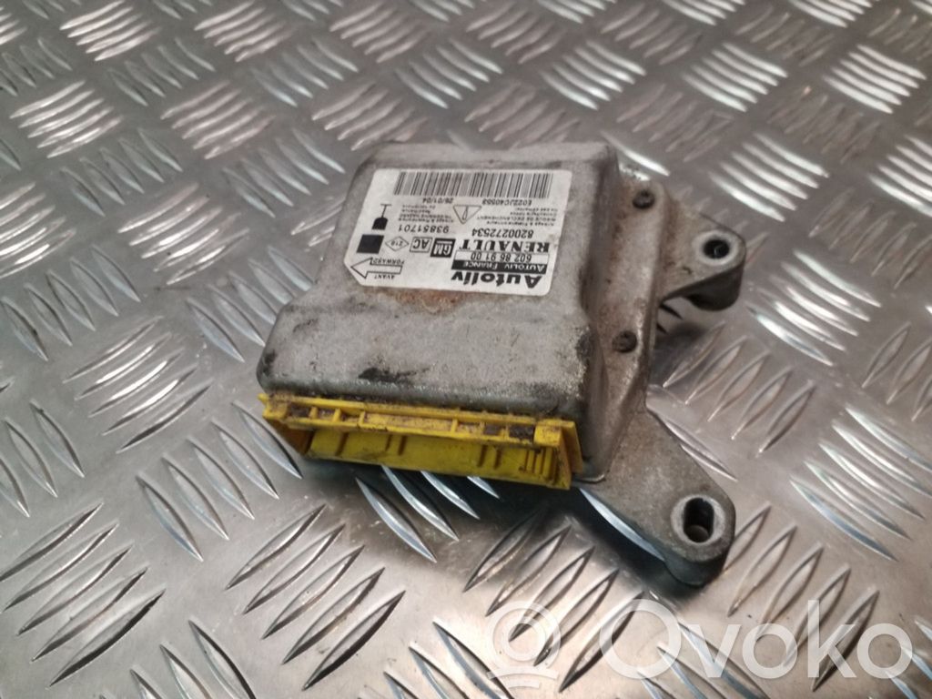 Opel Vivaro Airbag control unit/module 