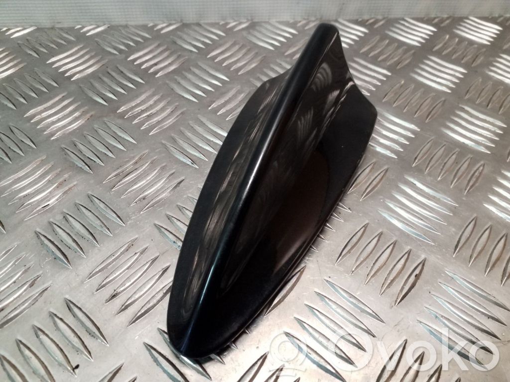 BMW 7 E65 E66 Jumta (GPS) antenas pārsegs 