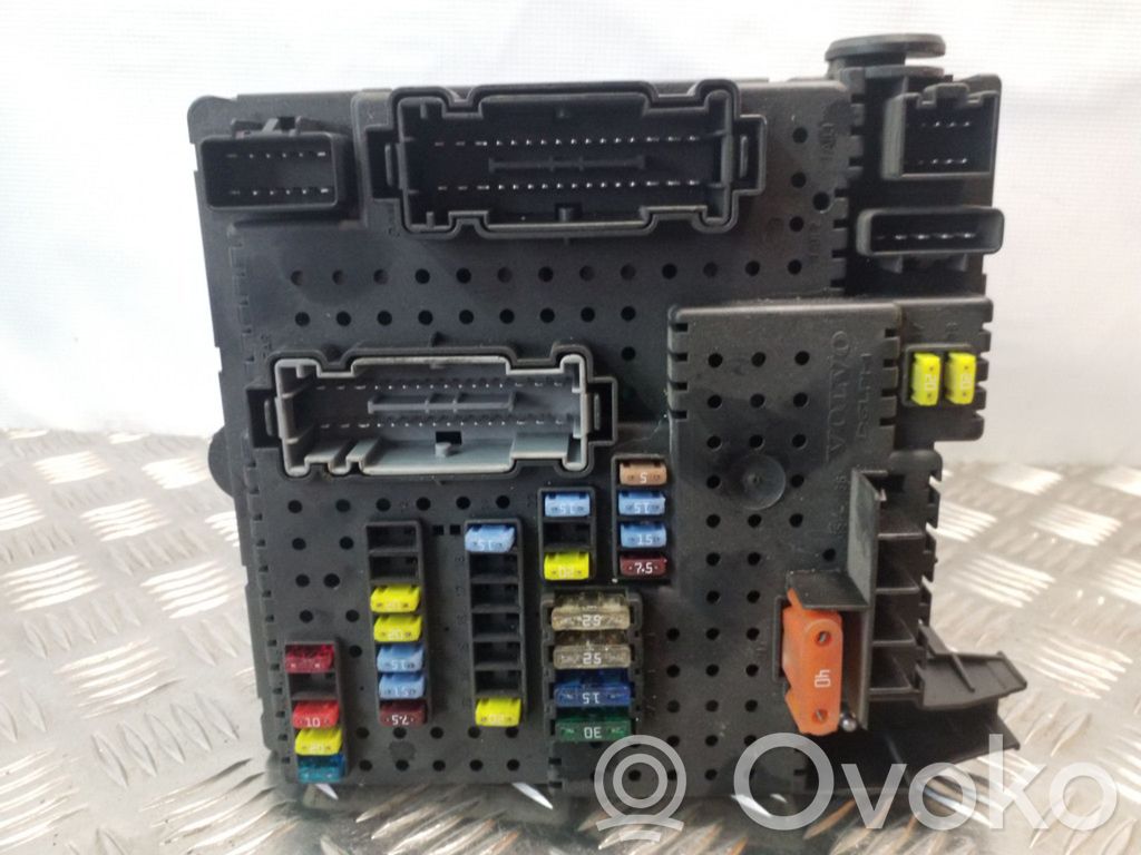 Fuse module   30728512,28017881