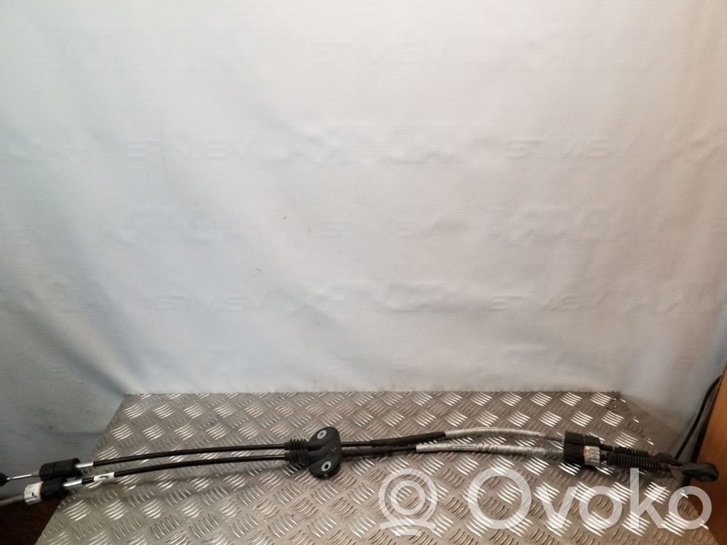 Ford Focus Gear shift cable linkage 