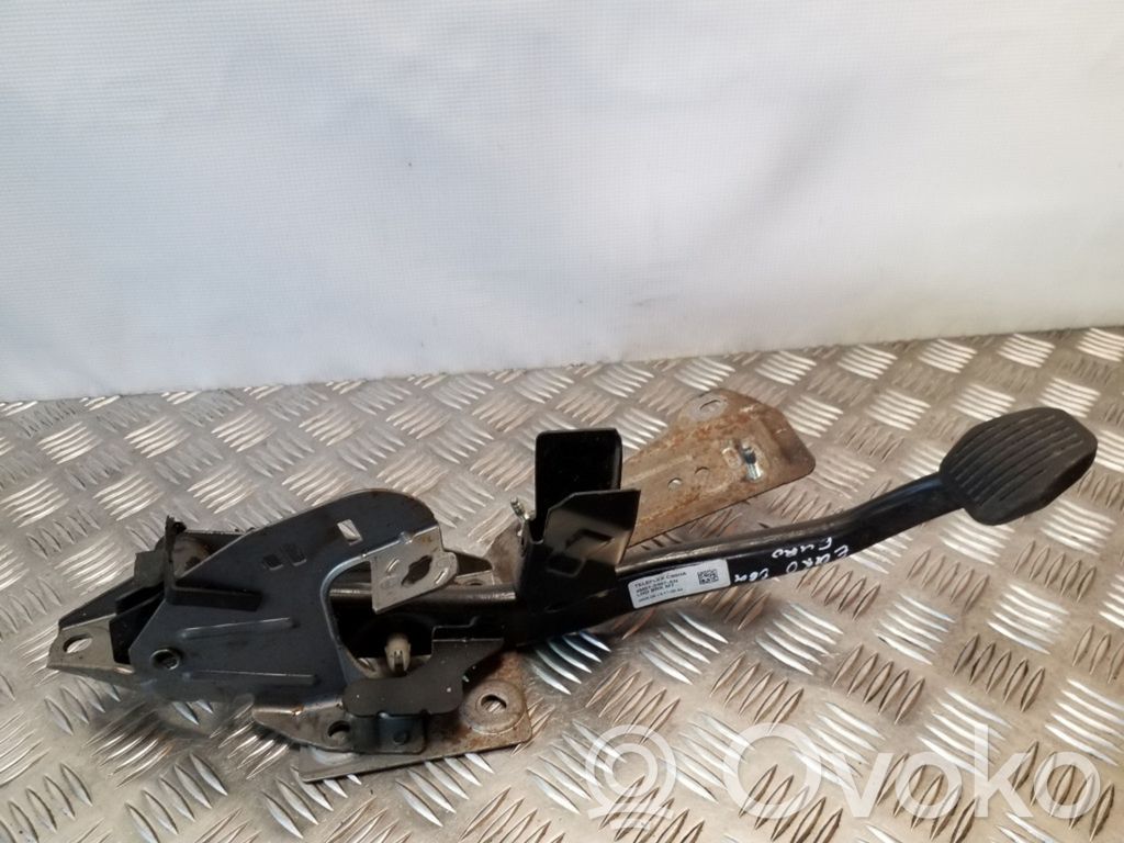Ford Focus Brake pedal 