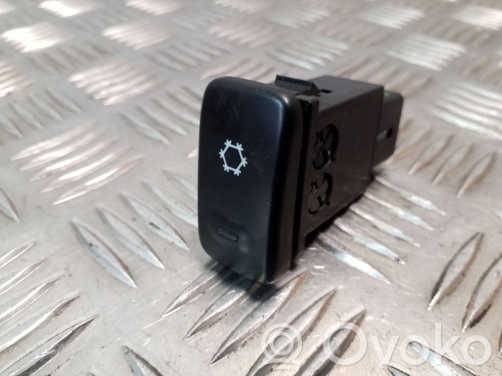 Hyundai Galloper Air conditioning (A/C) switch 