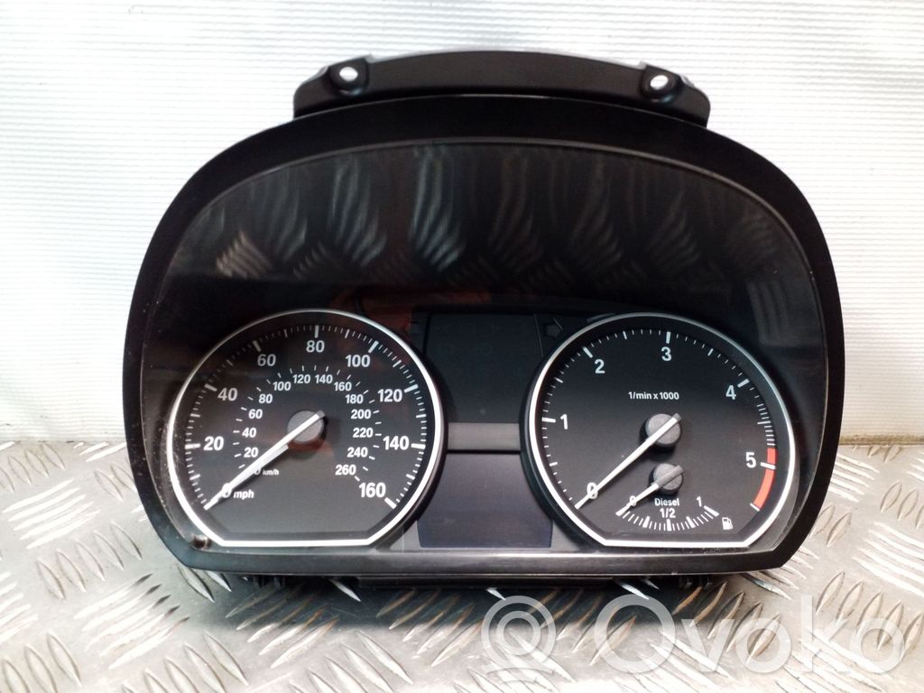 BMW 1 E81 E87 Nopeusmittari (mittaristo) 