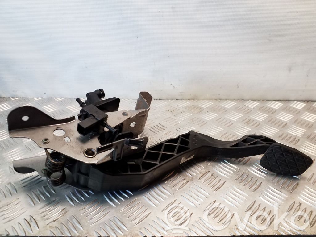 Mazda 6 Pedal de embrague 