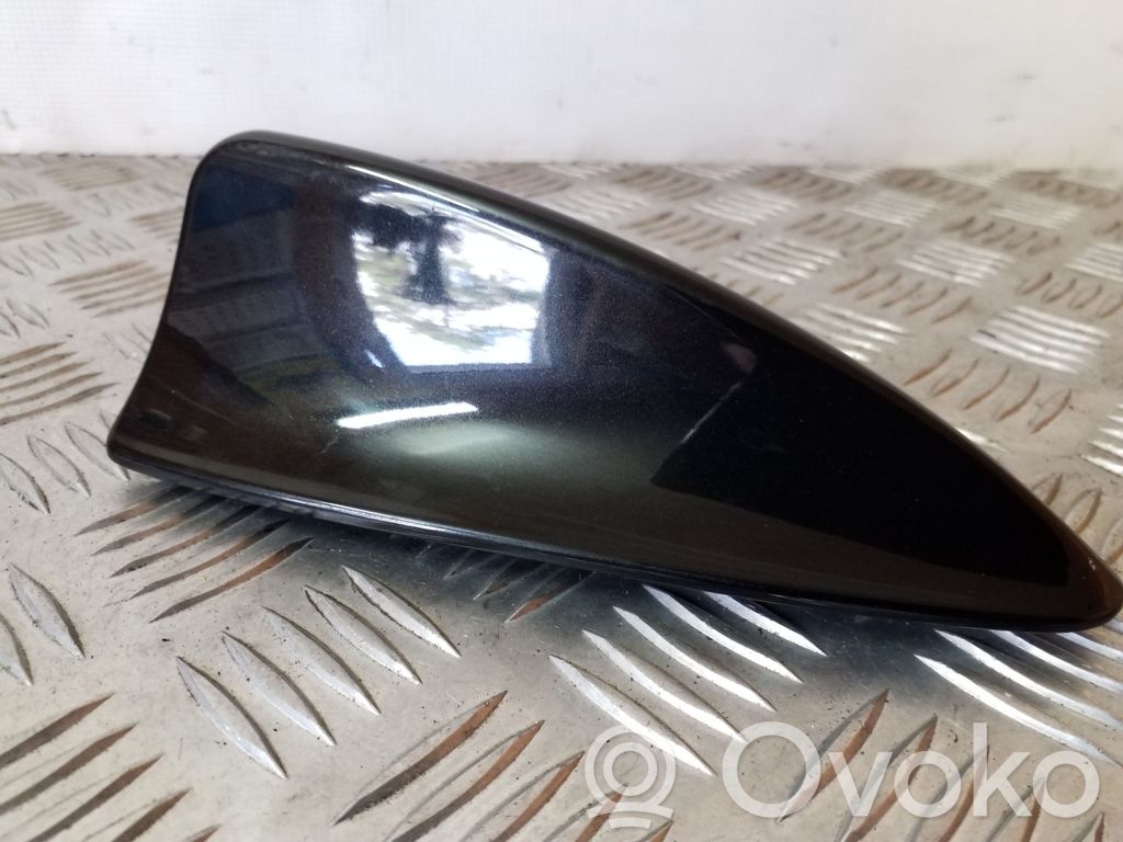 BMW 7 E65 E66 Jumta (GPS) antenas pārsegs 