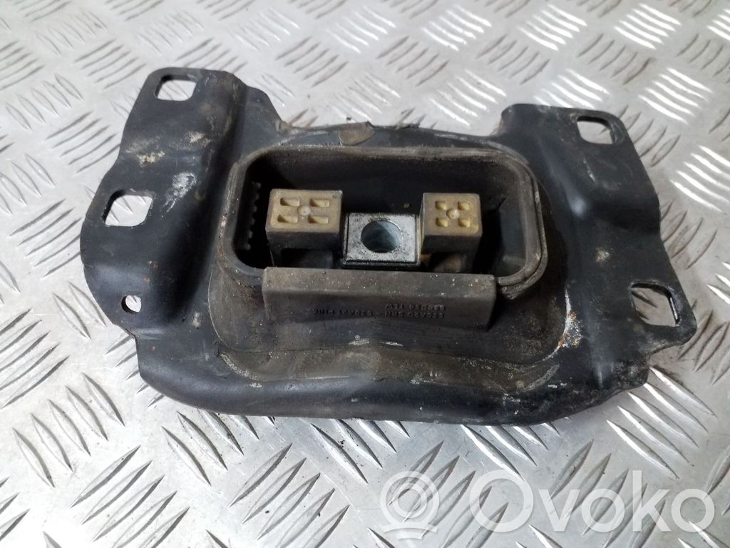 Ford C-MAX II Gearbox mount 