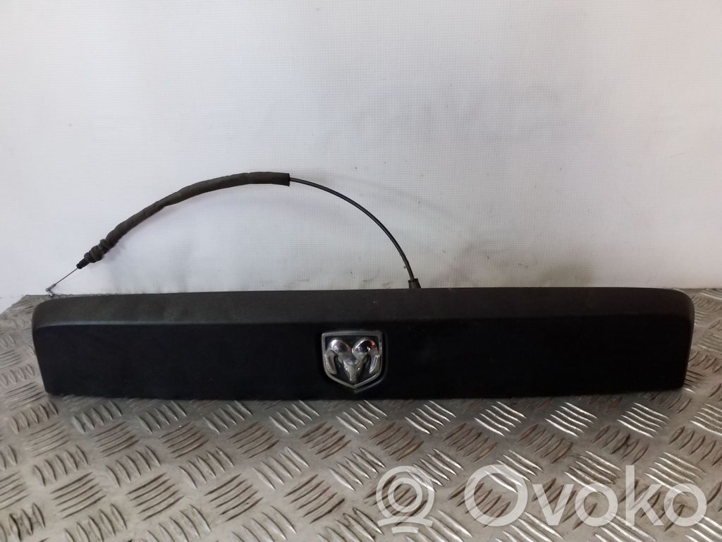 Dodge Nitro Trunk door license plate light bar 