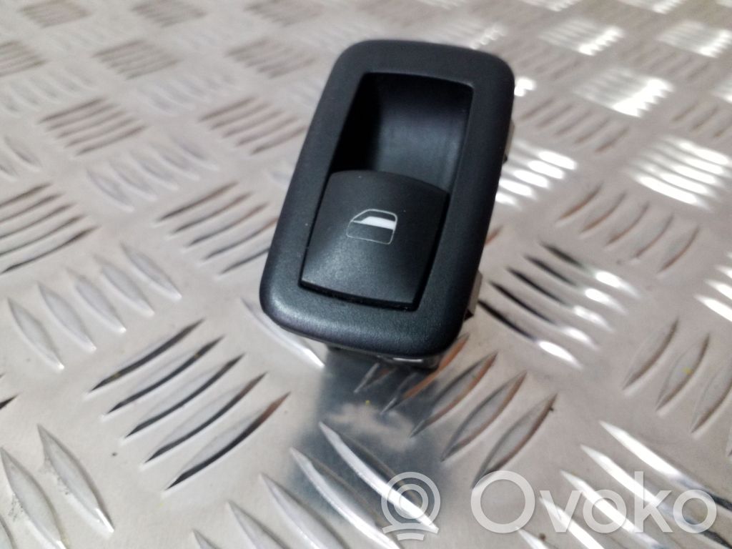 Dodge Nitro Electric window control switch 