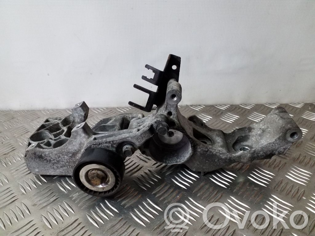 Opel Mokka Generator/alternator bracket 