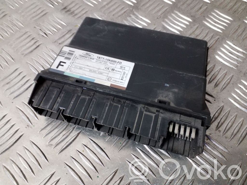 Ford Focus Comfort/convenience module 