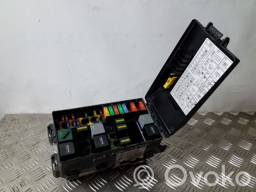 Ford Focus Fuse module 