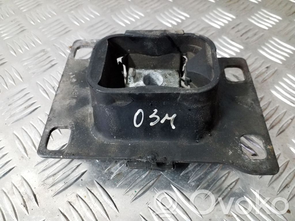 Ford Focus Gearbox mount 