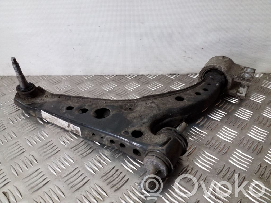 Opel Astra K Dakša 