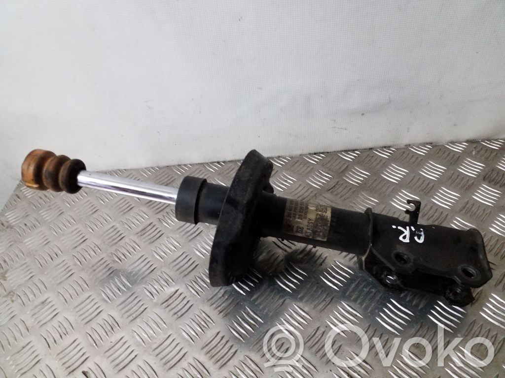 Opel Astra K Etuiskunvaimennin 