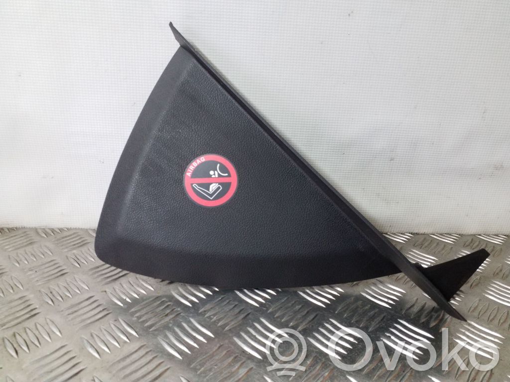 Ford Focus Moldura del extremo lateral de panel 