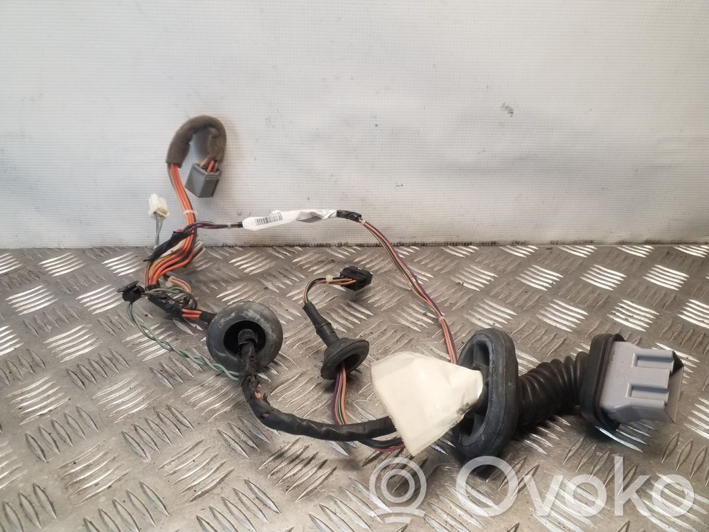 Dodge Nitro Cableado de puerta trasera 