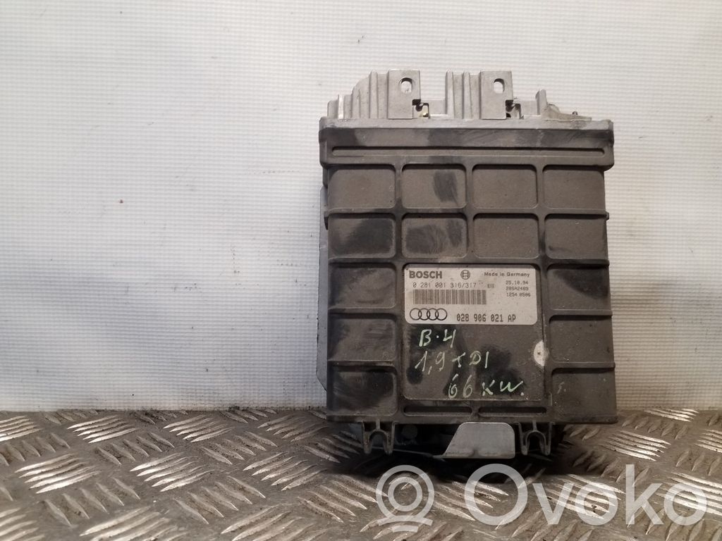 Audi 80 90 S2 B4 Engine control unit/module 