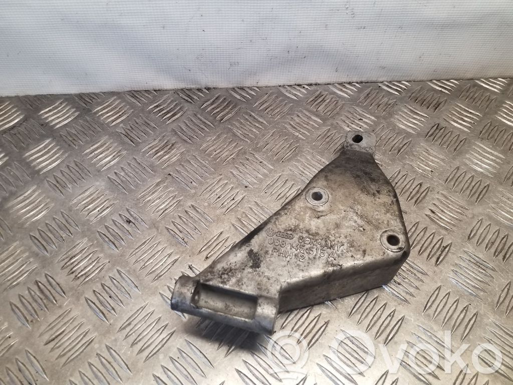 Audi 80 90 S2 B4 Engine mounting bracket 