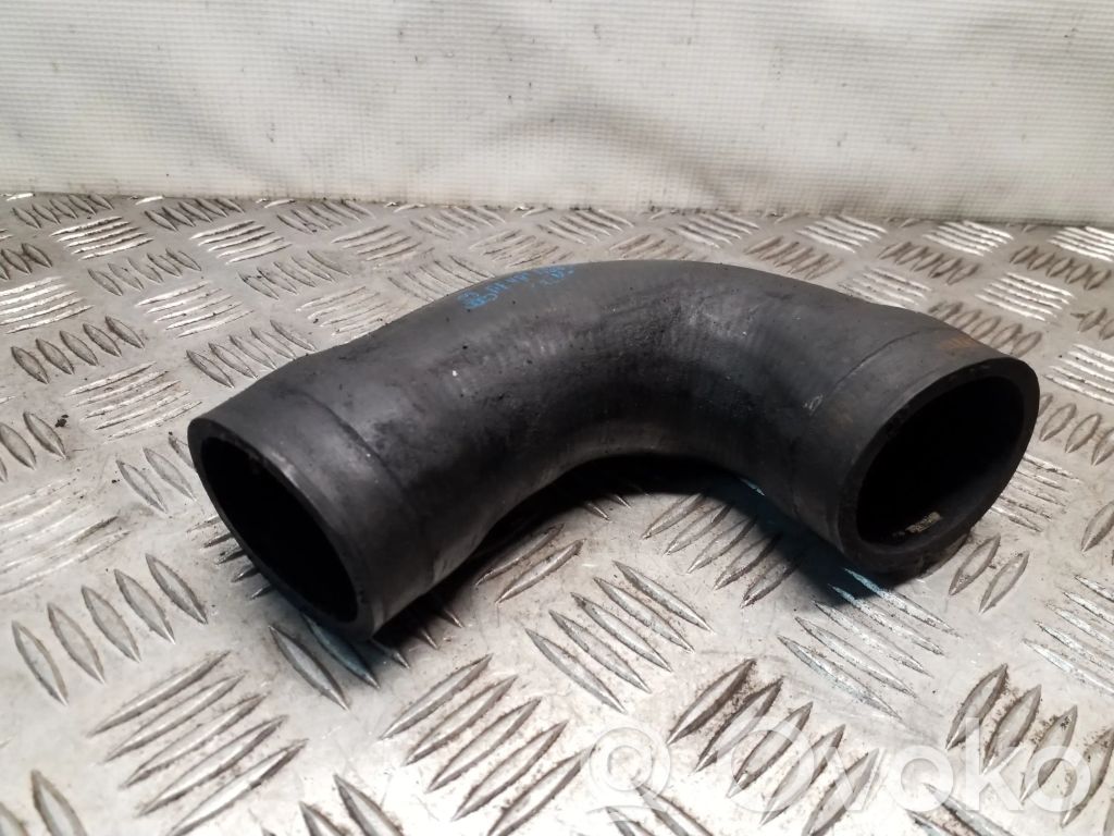 Volkswagen PASSAT B5 Intercooler hose/pipe 