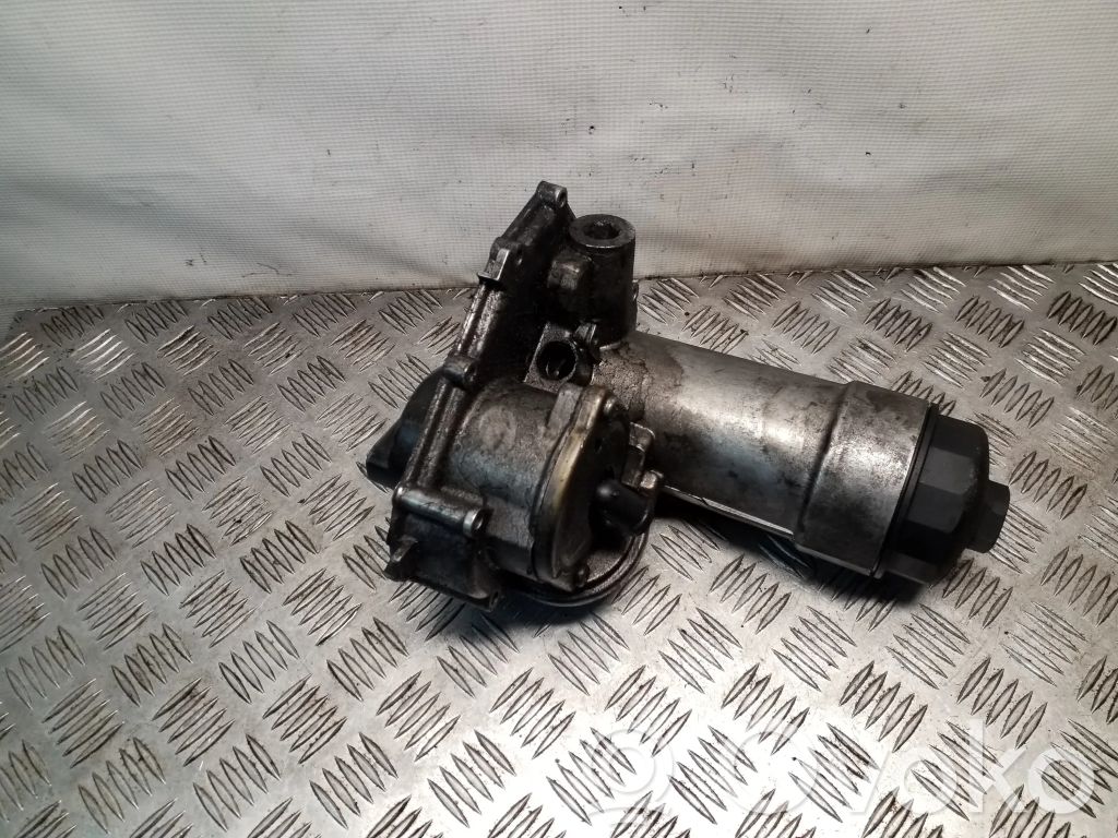 Oil filter mounting bracket   059115405D