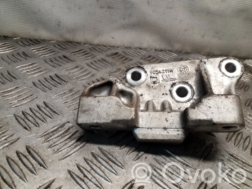 Chrysler Voyager Engine mounting bracket 