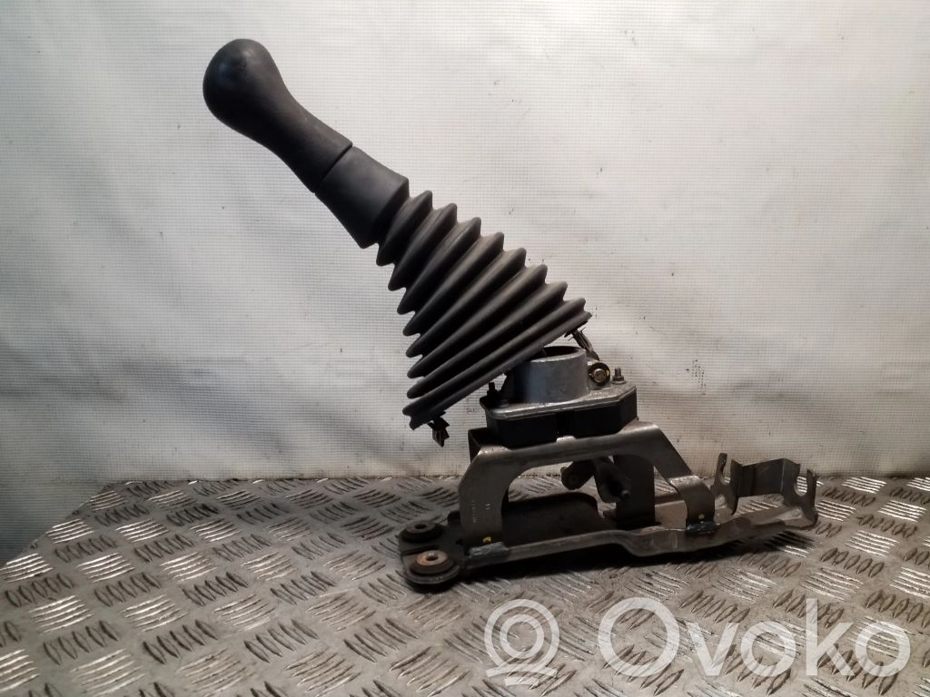 Chrysler Voyager Gear shifter/selector 
