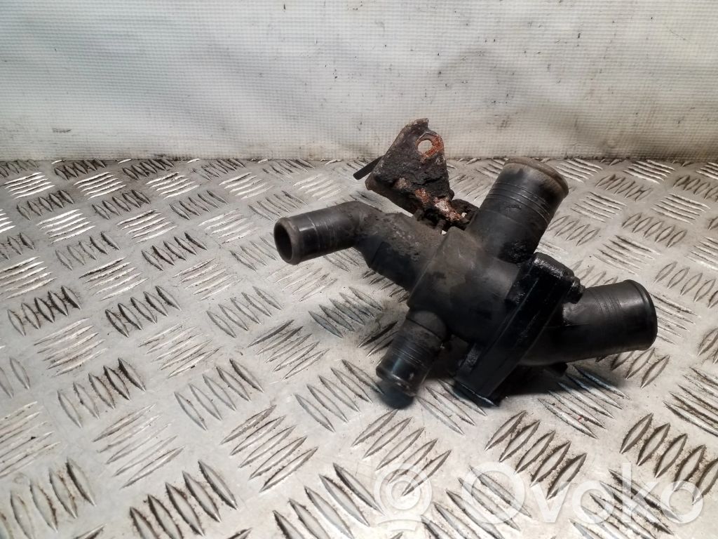Ford Transit Carcasa del termostato 