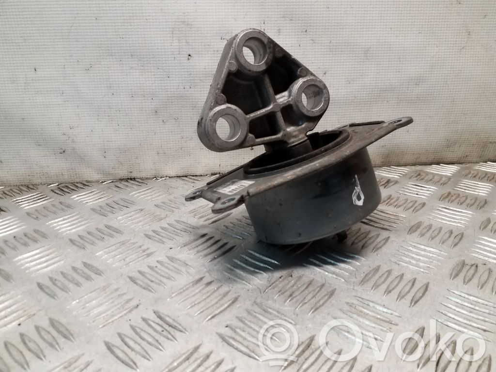 Opel Meriva B Engine mount bracket 
