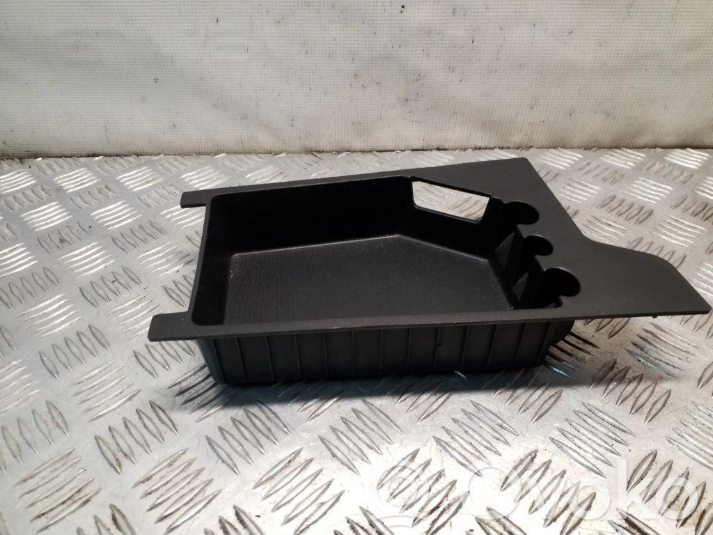 Dodge Nitro Glove box central console 